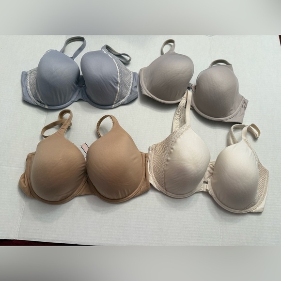 Victoria's Secret Accessories - LOT 4 VICTORIA SECRET LINED PERFECT COVERAGE 34DD